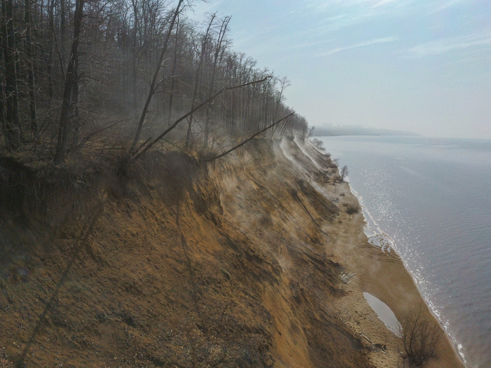 Земля задышала.