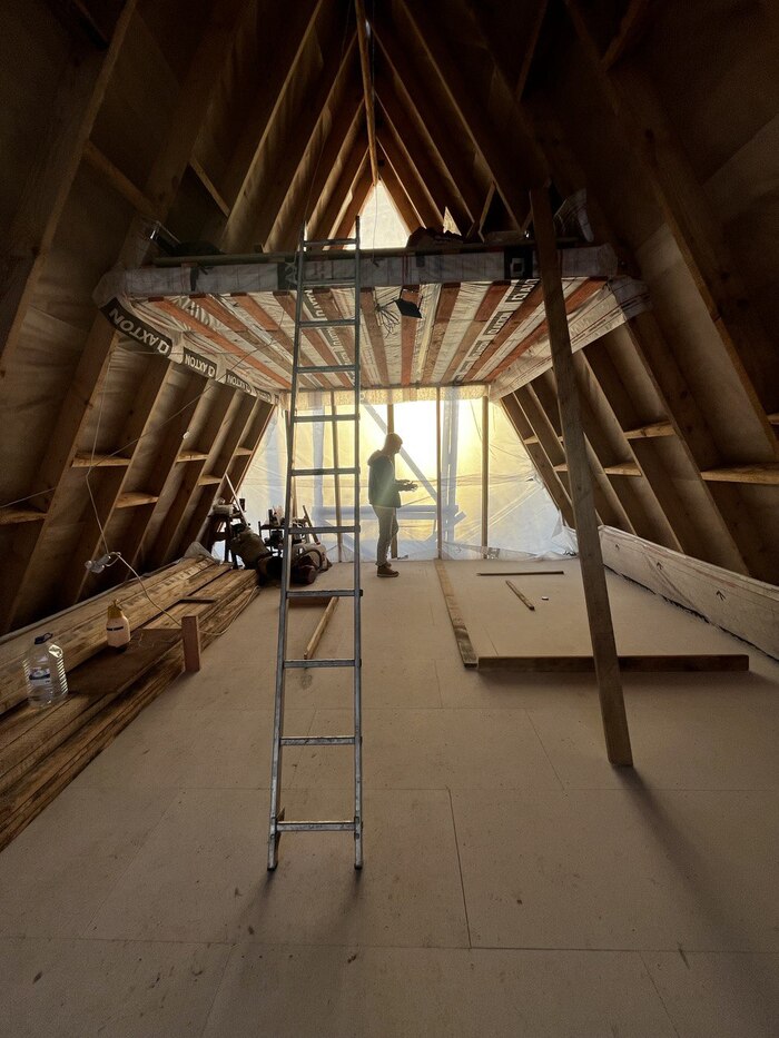 Плиты уложены