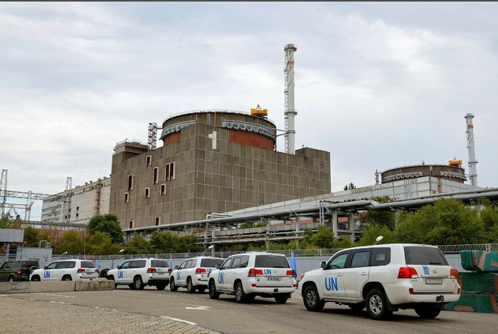 На Запорожской АЭС сократят персонал из-за угрозы атак ВСУ