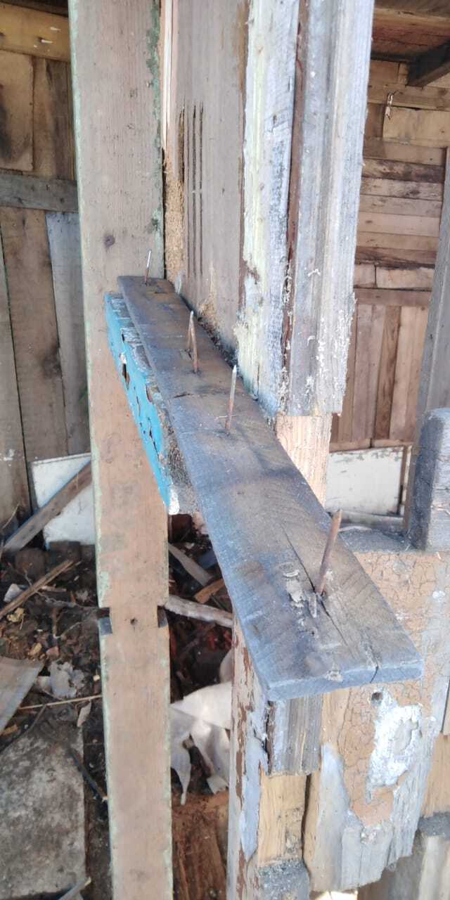 Гвоздей на эту постройку явно не жалели.