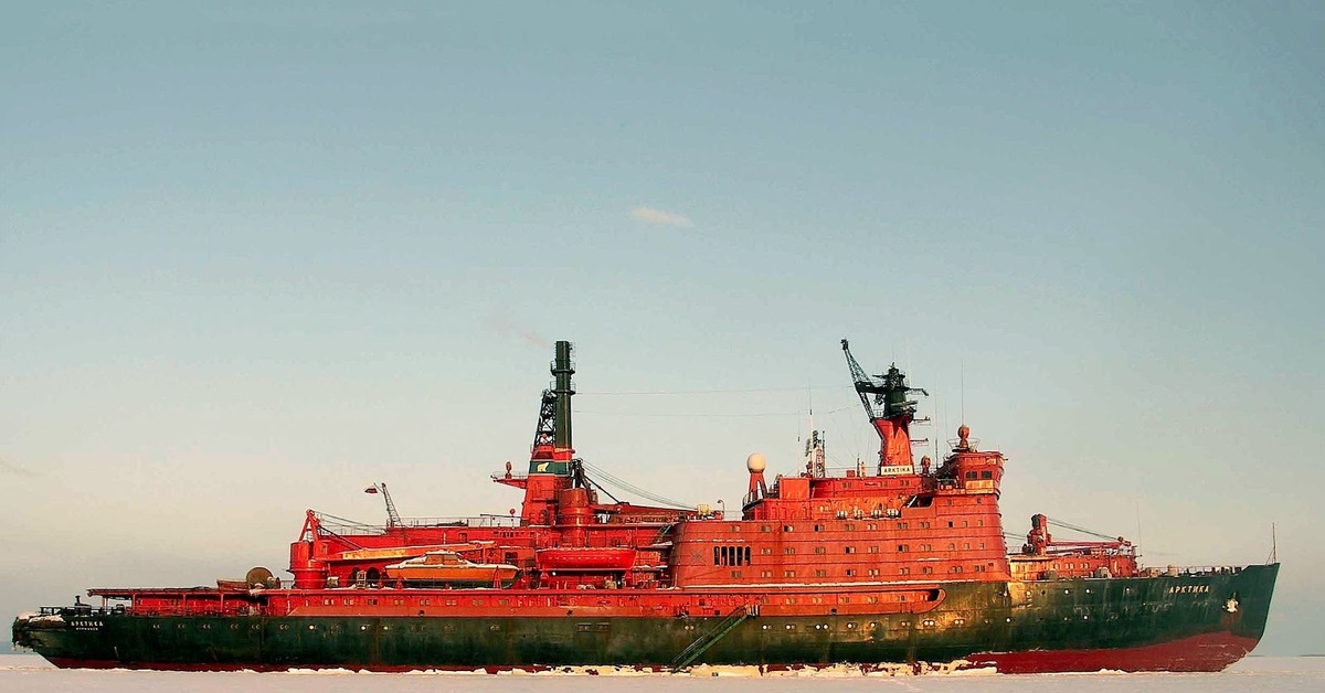 Атомный ледокол арктика 1977. Атомный ледокол арктика 1972. Ледокол арктика на северном полюсе 1977. Атомоход арктика 1975. Атомоход арктика 1977.