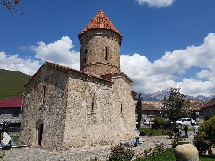 Албанский христианский храм в районе Габалы.