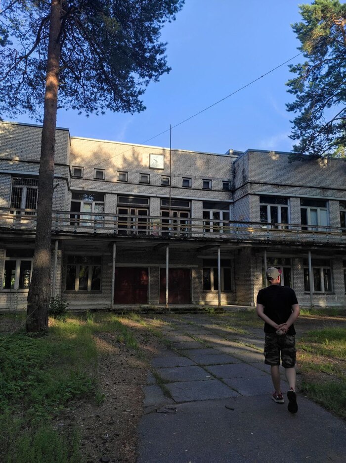   ,  ,   &#xAB;   &#xBB;