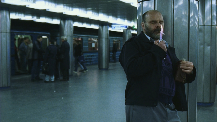 Станислав Концевич ( официальный голос Кейджа, Хэнкса...) озвучил дядю Белу