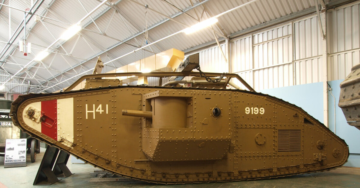 Первые тяжелые танки. Танк mk1 самец.