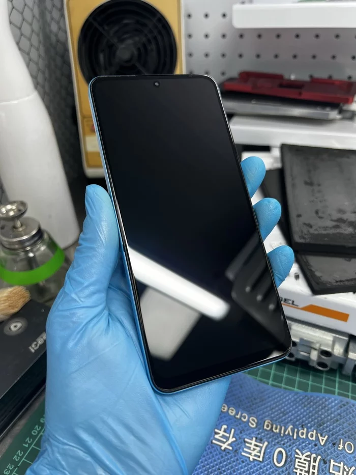 Установка дисплея Redmi Note 12 обратно в рамку после переклейки стекла