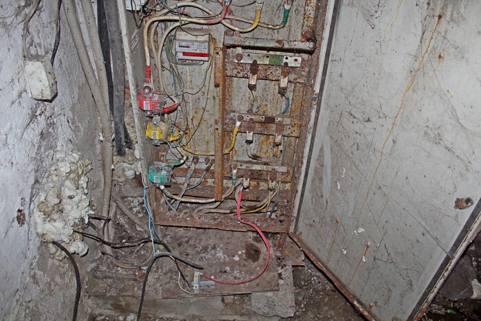 Это ВРУ дома на 79квартир. Два стояка.