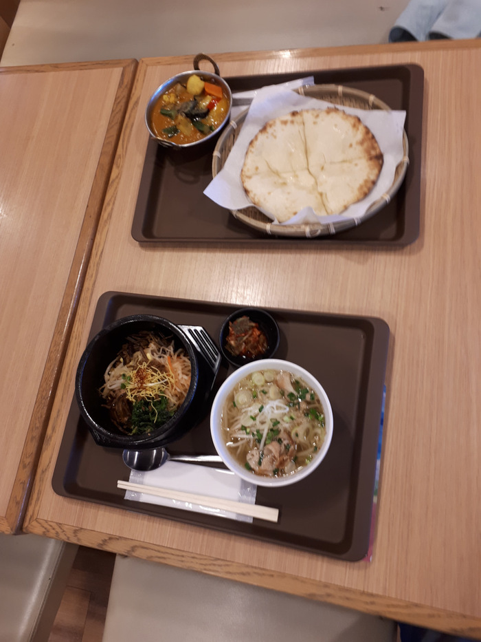 Перекусить не спеша.