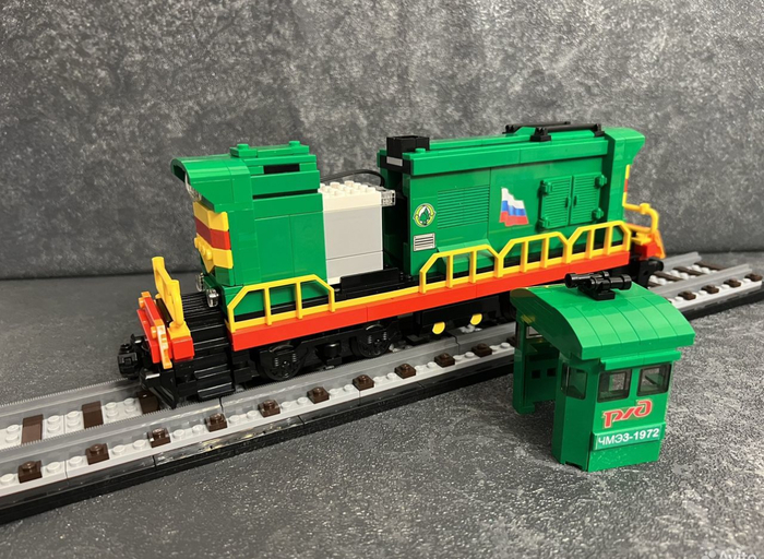 Такое LEGO мы покупаем: ЧМЭ3 из кубиков LEGO, Транспорт, РЖД, Локомотив, Поезд, Железная дорога, Авито, Самоделки, Конструктор, Видео, YouTube, Длиннопост, ВКонтакте (ссылка)