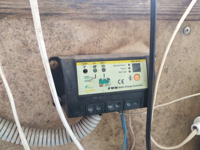 Контроллер заряда