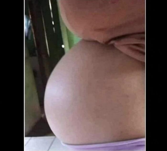 Беременная девушка