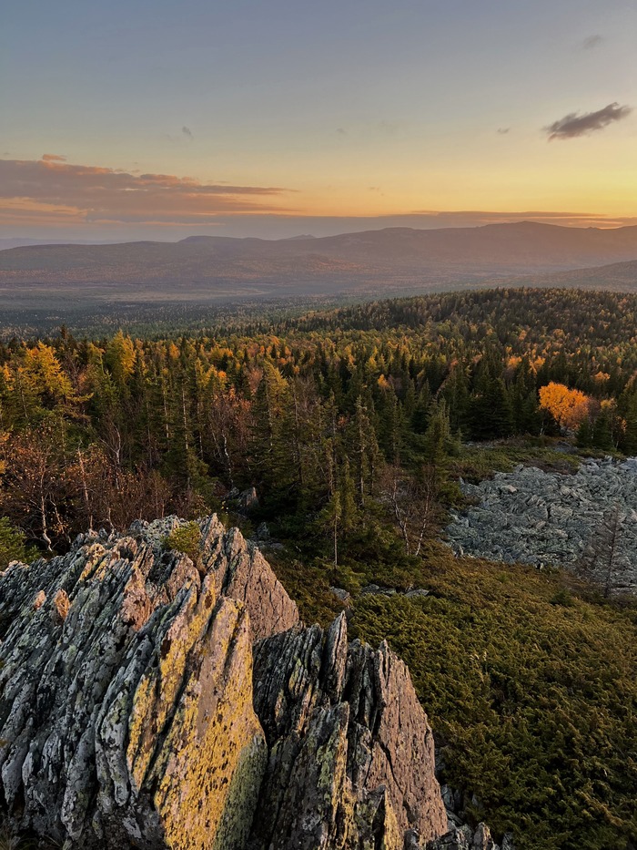 Нереальный закат на хребте Ягодном Южный Урал, Поход, Ягоды, Иремель, Зюраткуль, Башкортостан, Челябинская область, Уральские горы, Длиннопост, Фотография, Закат