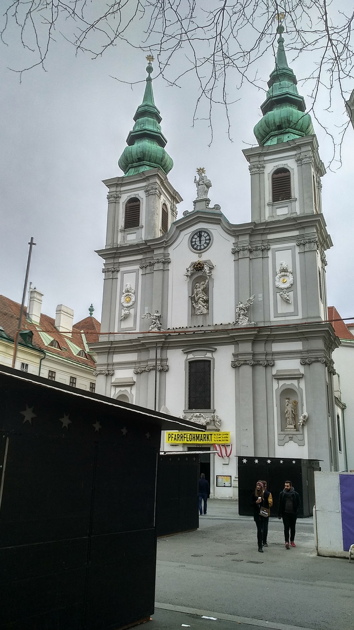 и эта часовня как в верхнем городе Минска