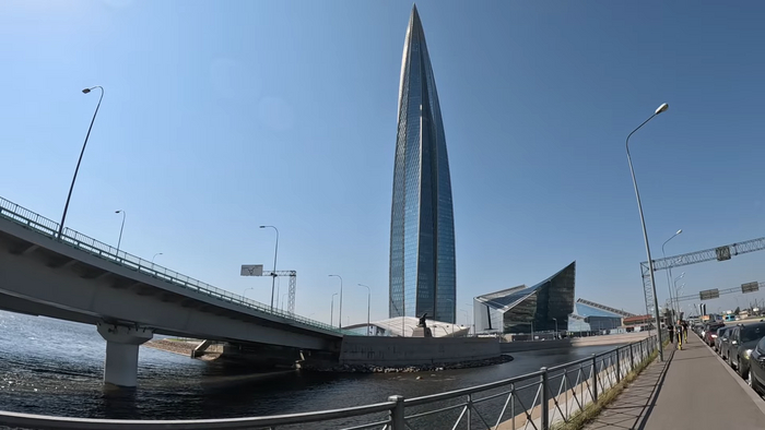 Вид на Лахта-центр