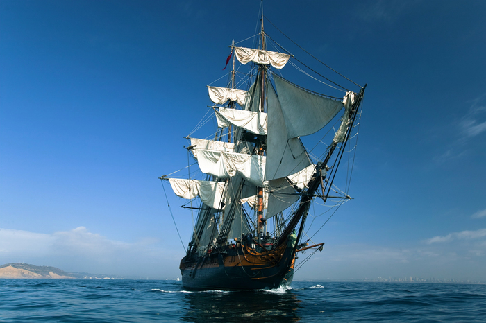 HMS -- корабль его величества, Surprise -- внезапность