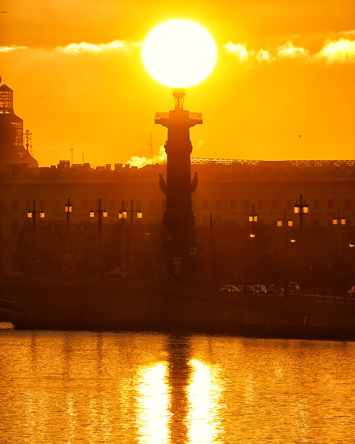 Восход солнца 21 октября 7:52