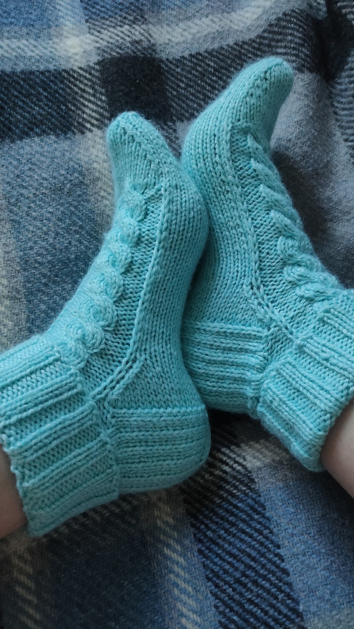 Пинетки и носки спицами или крючком – схемы вязания и описание