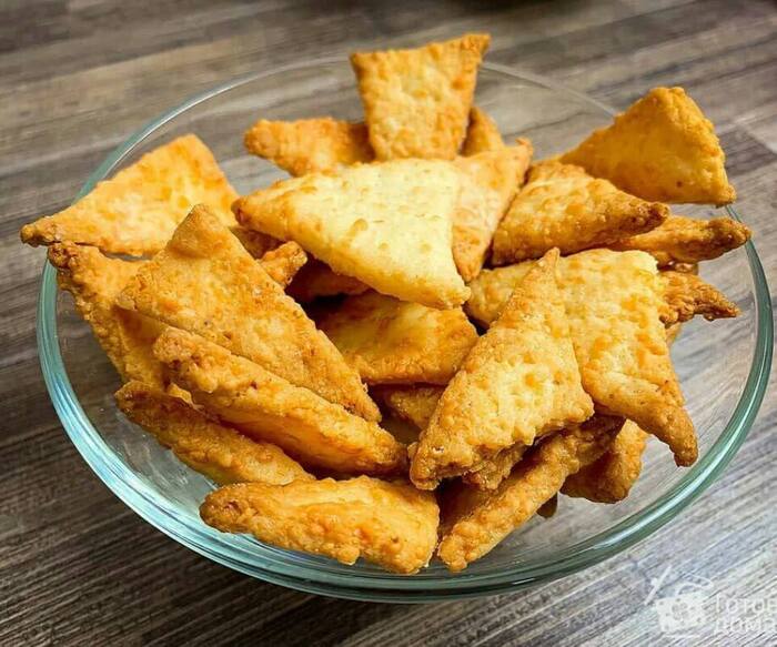 Легкие сырные крекеры