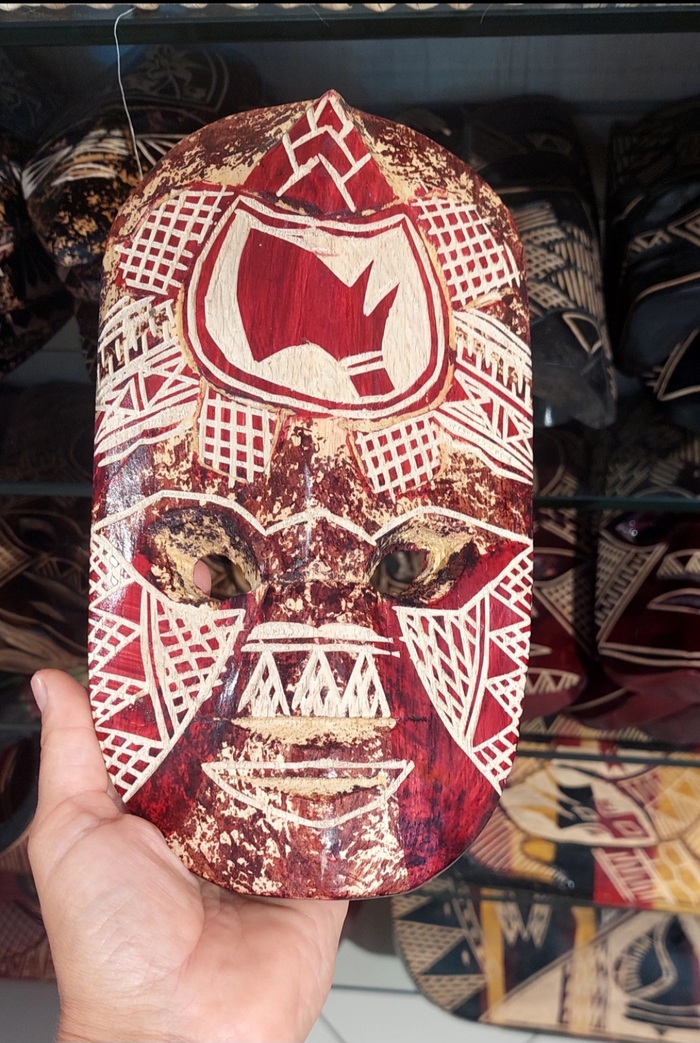 Маска бога, покровителя рыболовов