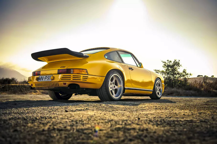 Ruf CTR (911)