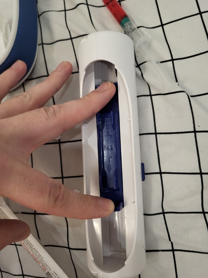 Взводим вверх вниз до упора