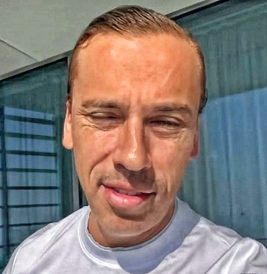 47-летний артист иноагент Максим Галкин, все больше становится похож на старика