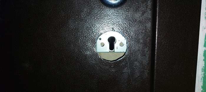 Служба вскрытия замков. Установка брони | Пикабу