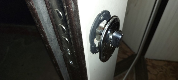 Служба вскрытия замков. Установка брони | Пикабу