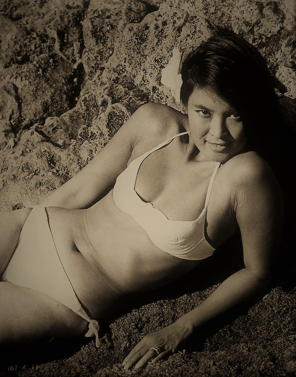 Это автор. Или авторша. Или авторкиня.