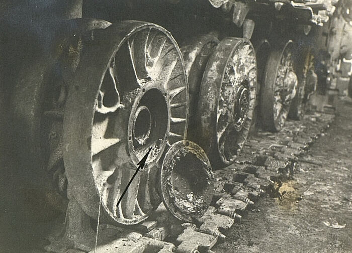  3-     324  . :  Lesta Games.