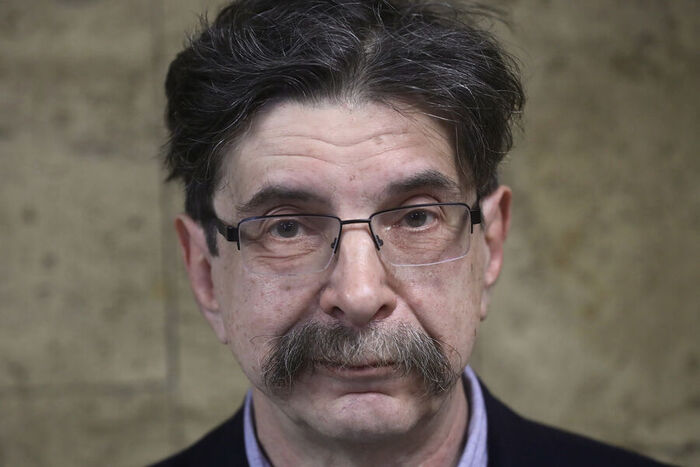 Думающие люди. Мошенники развели Сергея Бунтмана