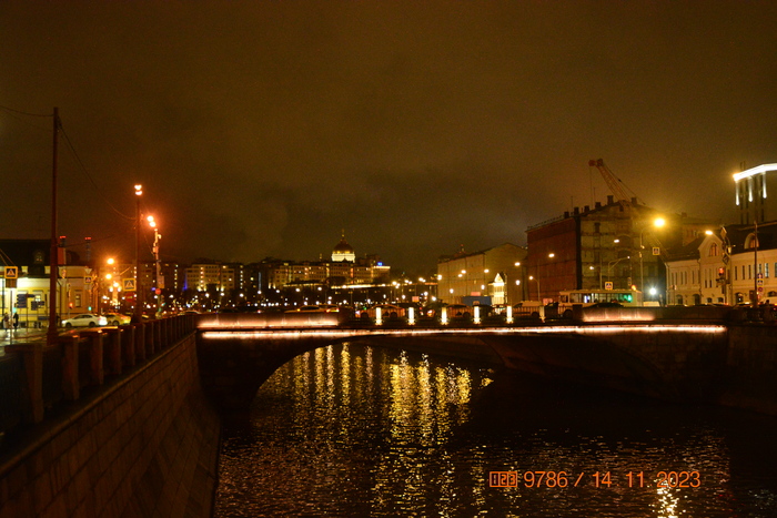 Немножко прошёлся вперёд, чтобы осмотреться...