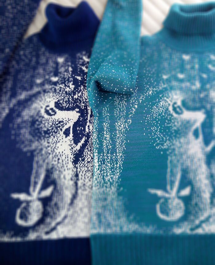 Два варианта. Хлопок - всесезонная одежда.