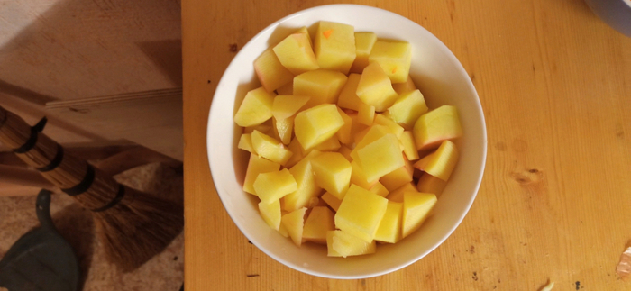 Картошка кубиком