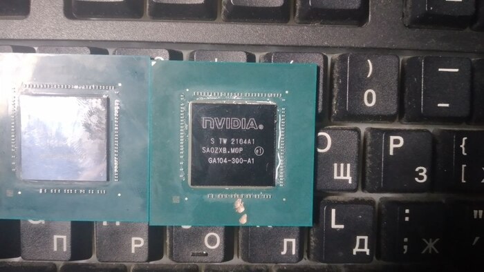 Вот этот попиленный дремелем пострадаленц был отпаян, пилил его я для интереса😁, там были знатные волдыри