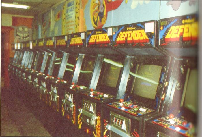 Старое фото одного из видеоигровых залов