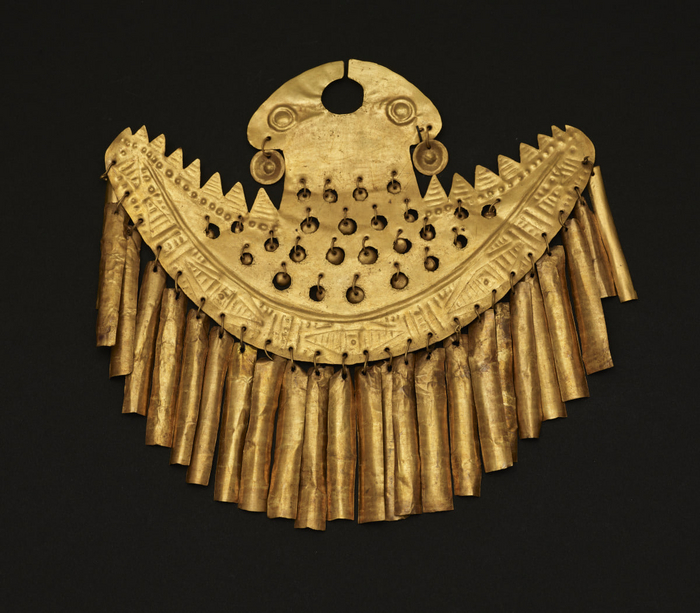 Золотое украшение для носа.   100 г. до н.э. - 800 г. н.э Древние артефакты, Музей, Нос, Telegram (ссылка)