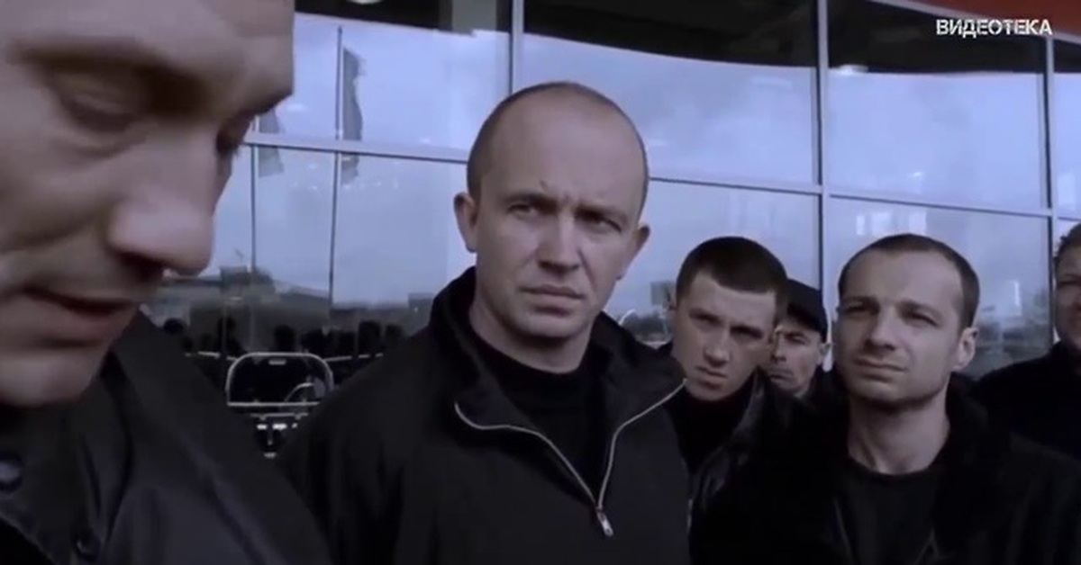 Как мы их узнаем они такие же как мы только рожи незнакомые. Мы их такие. Кот юмор. Психология фразы. Бывают такие люди которые.