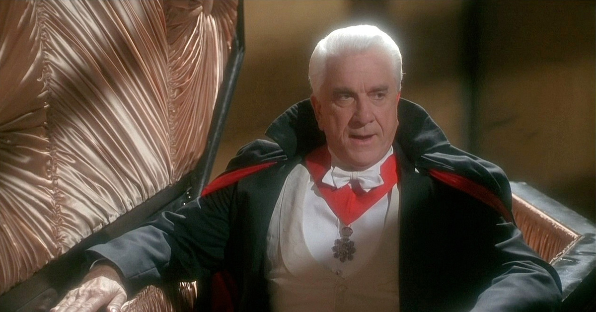 Лесли нильсен. Человек паук с лесли нильсоном. Лесли нильсен 2022. Лесли нильсен вампир. Фрэнк дребин.