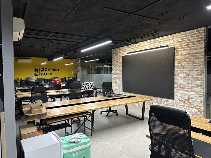 тут разместятся 22 человека