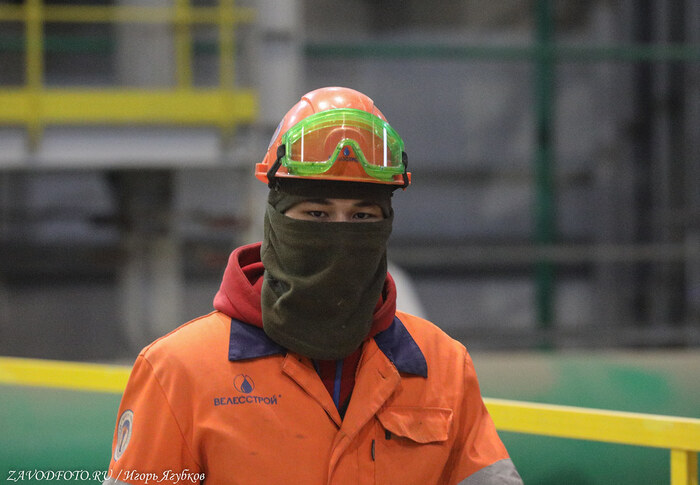 Из серии «Именно они делают Россию великой» / снято мной на стройке «Серной программы» Норникеля