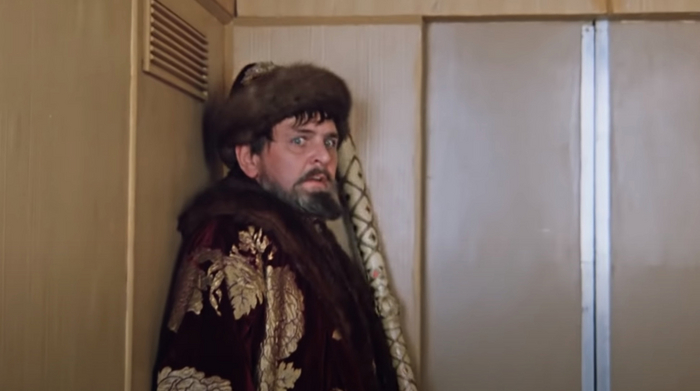 Замуровали, демоны!!!