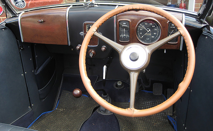 ������ �������� Ford Prefect.