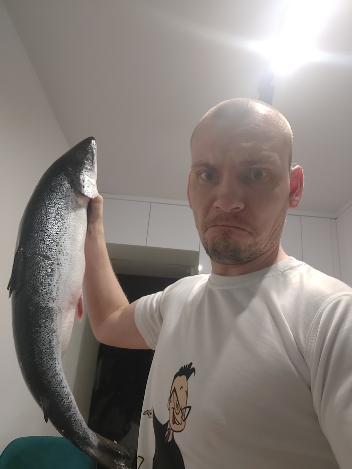 Фотке больше года. Сейчас я ещё хуже выгляжу.