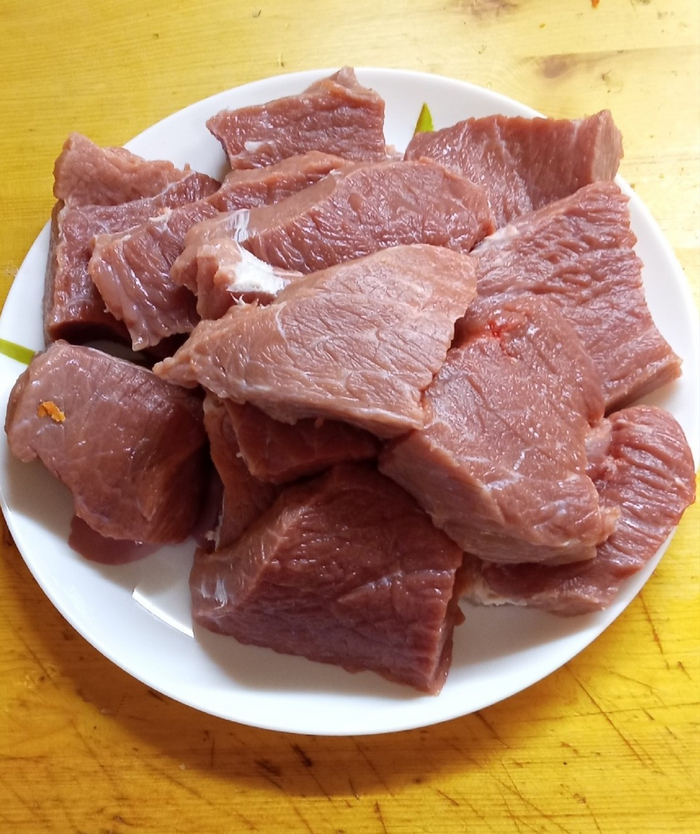 Режем на порционные куски 100-110 грамм