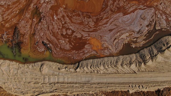 Загадка Дыры. В 2014 на Урале появилась огромная яма, но теперь она исчезла — куда подевался монструозный провал? Заброшенное, Достопримечательности, Краеведение, Путешествия, Скалы, Длиннопост Загадка Дыры. В 2014 на Урале появилась огромная яма, но теперь она исчезла — куда подевался монструозный провал? Заброшенное, Достопримечательности, Краеведение, Путешествия, Скалы, Длиннопост