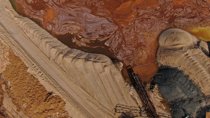 Загадка Дыры. В 2014 на Урале появилась огромная яма, но теперь она исчезла — куда подевался монструозный провал? Заброшенное, Достопримечательности, Краеведение, Путешествия, Скалы, Длиннопост Загадка Дыры. В 2014 на Урале появилась огромная яма, но теперь она исчезла — куда подевался монструозный провал? Заброшенное, Достопримечательности, Краеведение, Путешествия, Скалы, Длиннопост