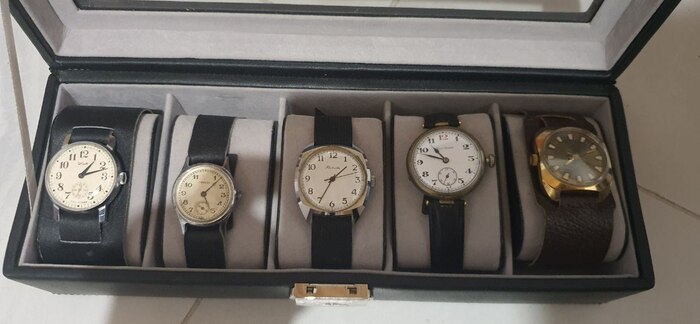   "".   -       32 .  - Borel Neuchatel