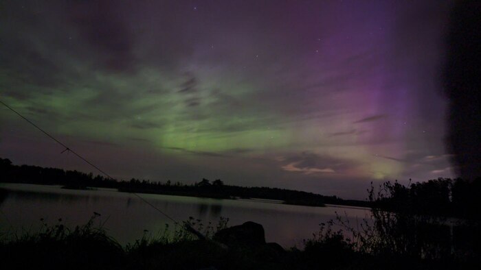 Полярное сияние 19 сентября 2023 года на озере Вуокса (Ленобласть)