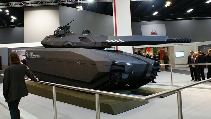 PL-01 в павильоне выставки